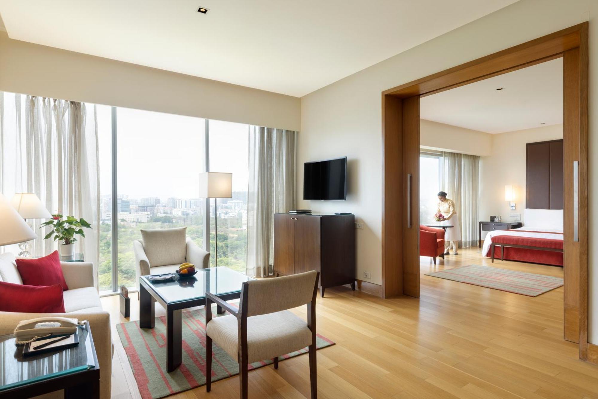 트라이덴트 하이더라바드 호텔 하이데라바드 외부 사진 Suite at the Park Hyatt Hyderabad